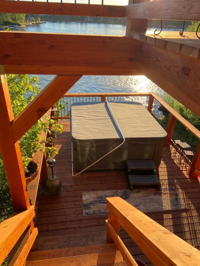 The Inn Bigfork Bay Exterior photo